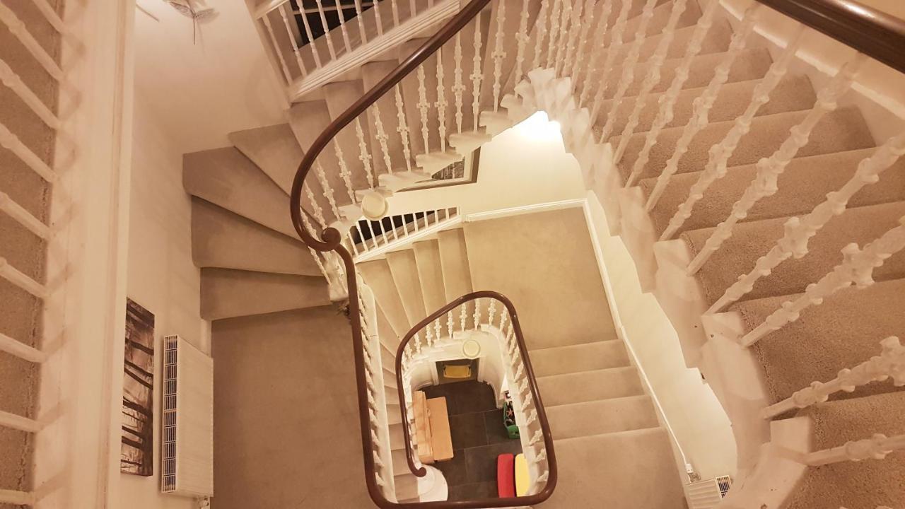 Langhouse Castle Bed And Breakfast Inverkip 외부 사진